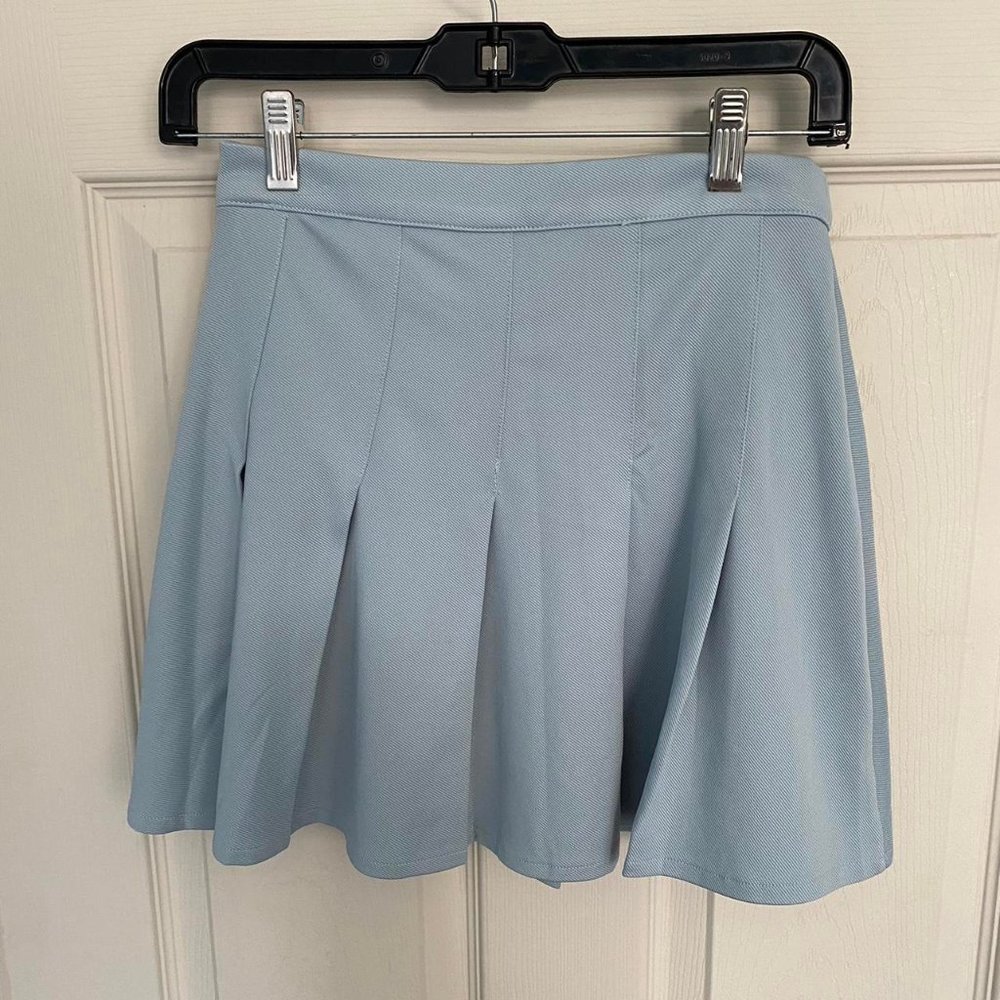 Blue Pull & Bear pleated mini skirt (+ BOGO SALE!)